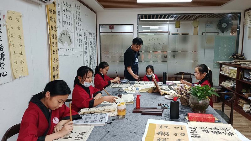 Scratch与少儿编程：探秘两者间的微妙差异