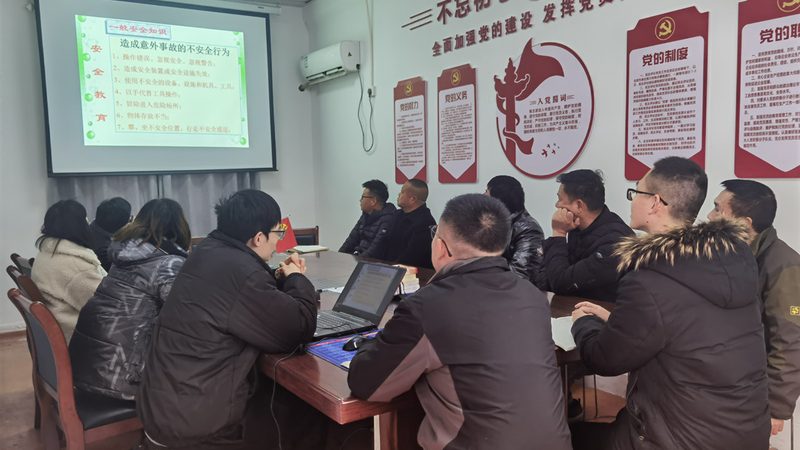 消防工程师网校直播课与录播课：差异解析与选择指南
